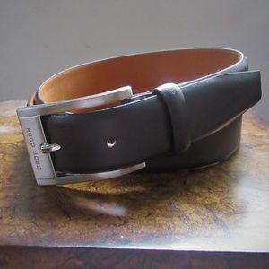 HUGO BOSS NWOT Men's Smooth Leather Belt 32